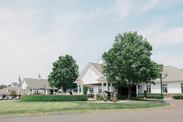 Classic Country Club Wedding at Eagle Oaks